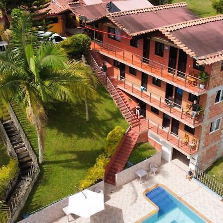El Penol  Hotel El Potrillo מראה חיצוני תמונה